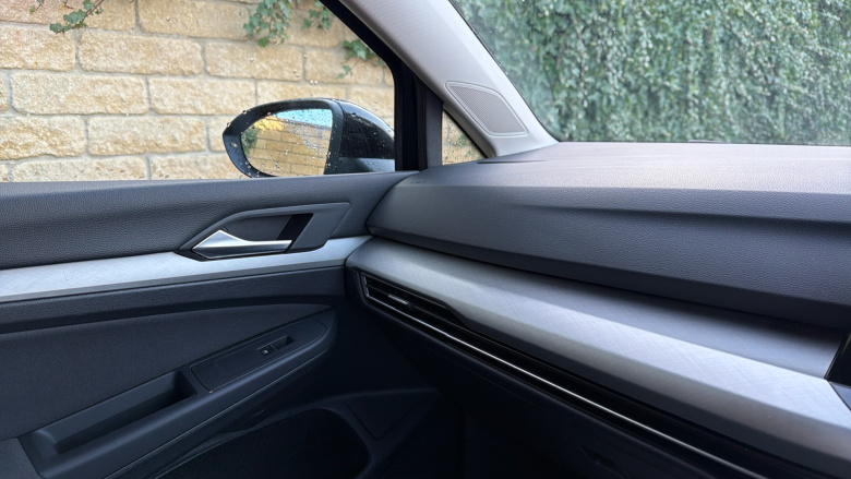 Volkswagen Golf 1.0 TSI Life 5dr Petrol Hatchback